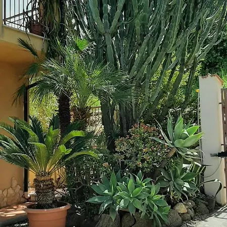 Апартаменты Villa Panorama Цамброне